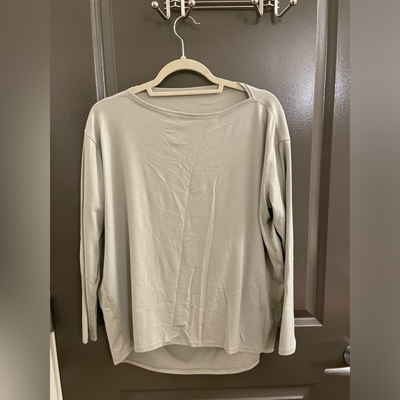 Lululemon Back In Action Long Sleeve Shirt *Nulu - Picture 6 of 8